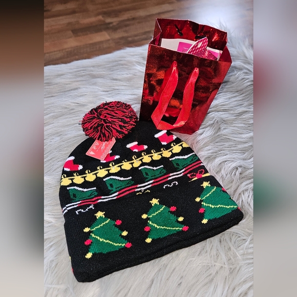 Festive Black Knit Beanie with Christmas Design - Picture 3 of 4